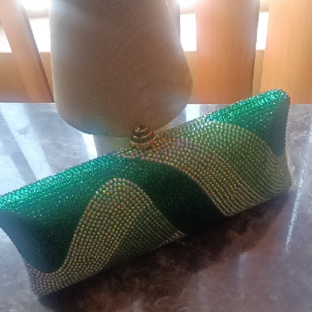 Shimmering Green Beaded Wristlet